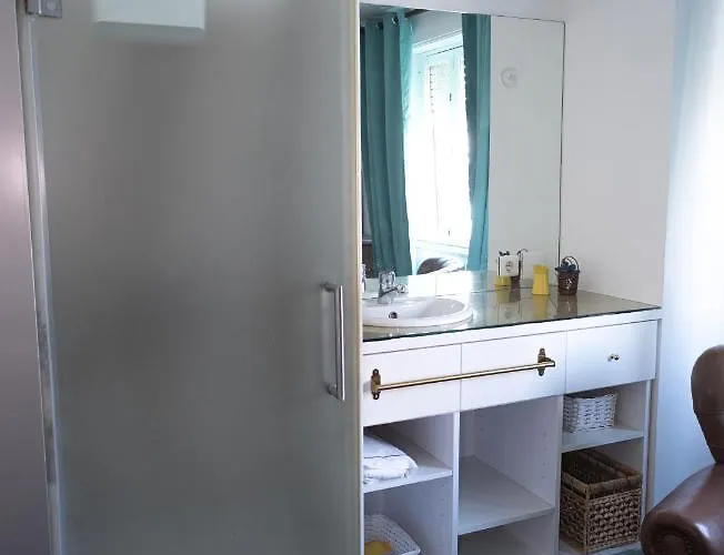 Collector's Guest house 3*